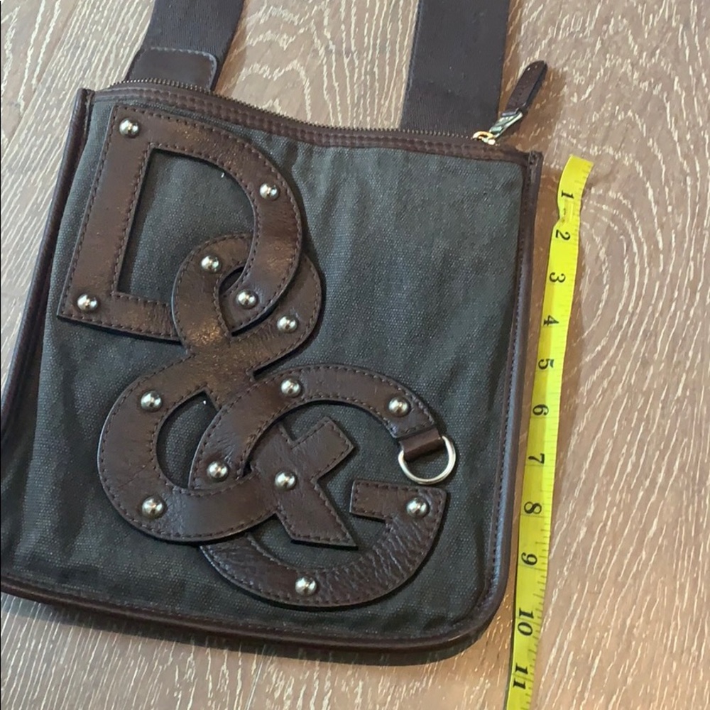 D&G crossbody